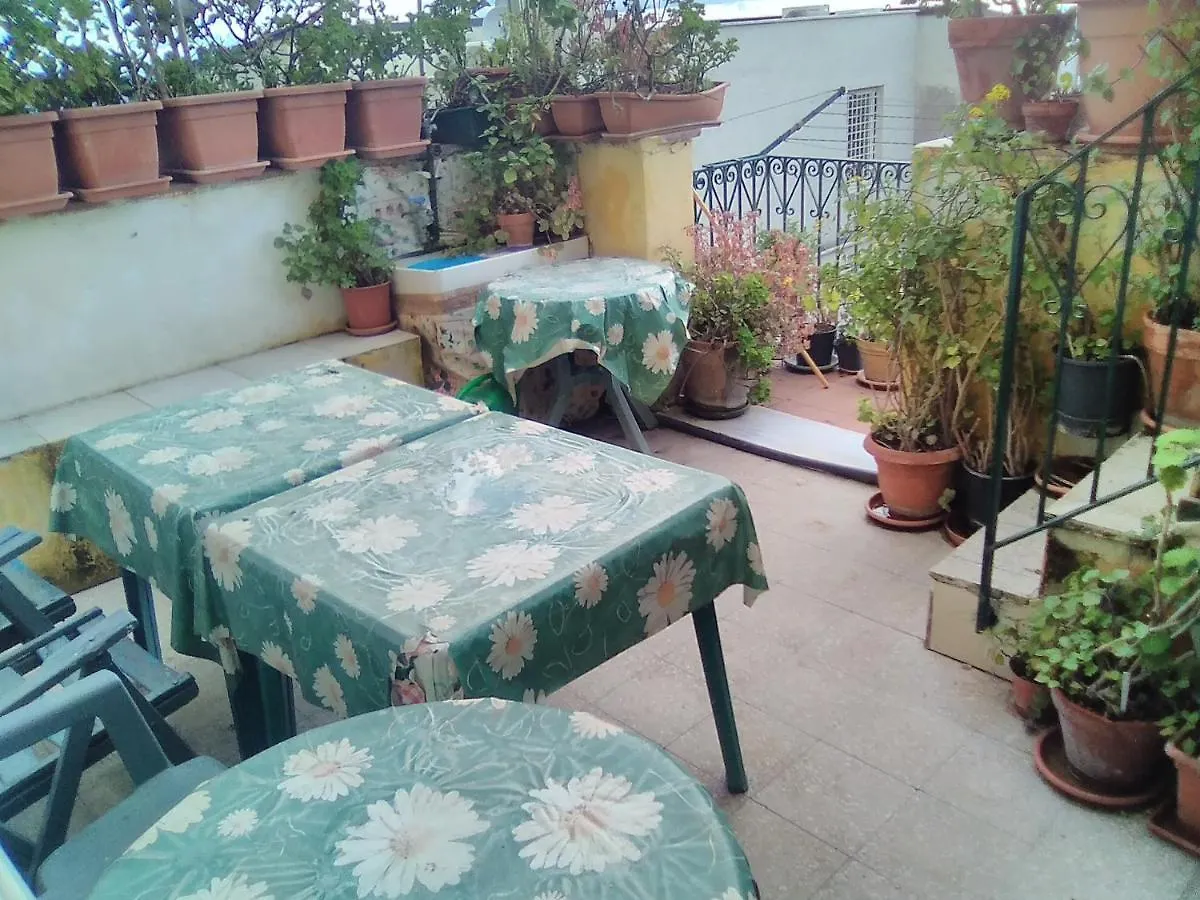 Pensjonat Room in Guest room - Cozy Large Room For five people Taormina